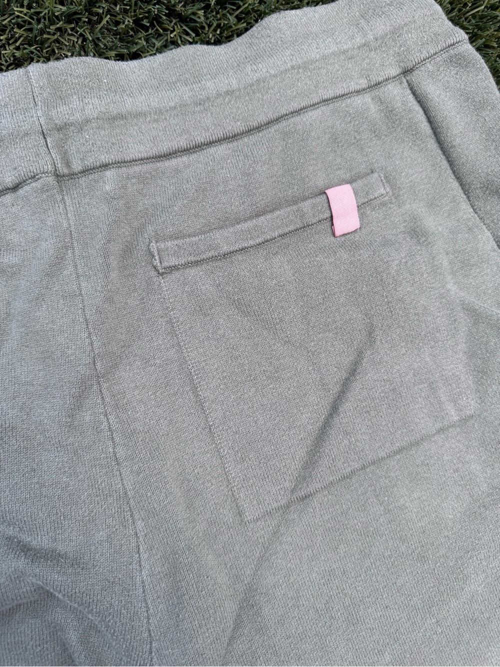 lunya Organic Cotton Silk Blend Knit Lounge jogger pant in Sage Green large - Picture 7 of 8